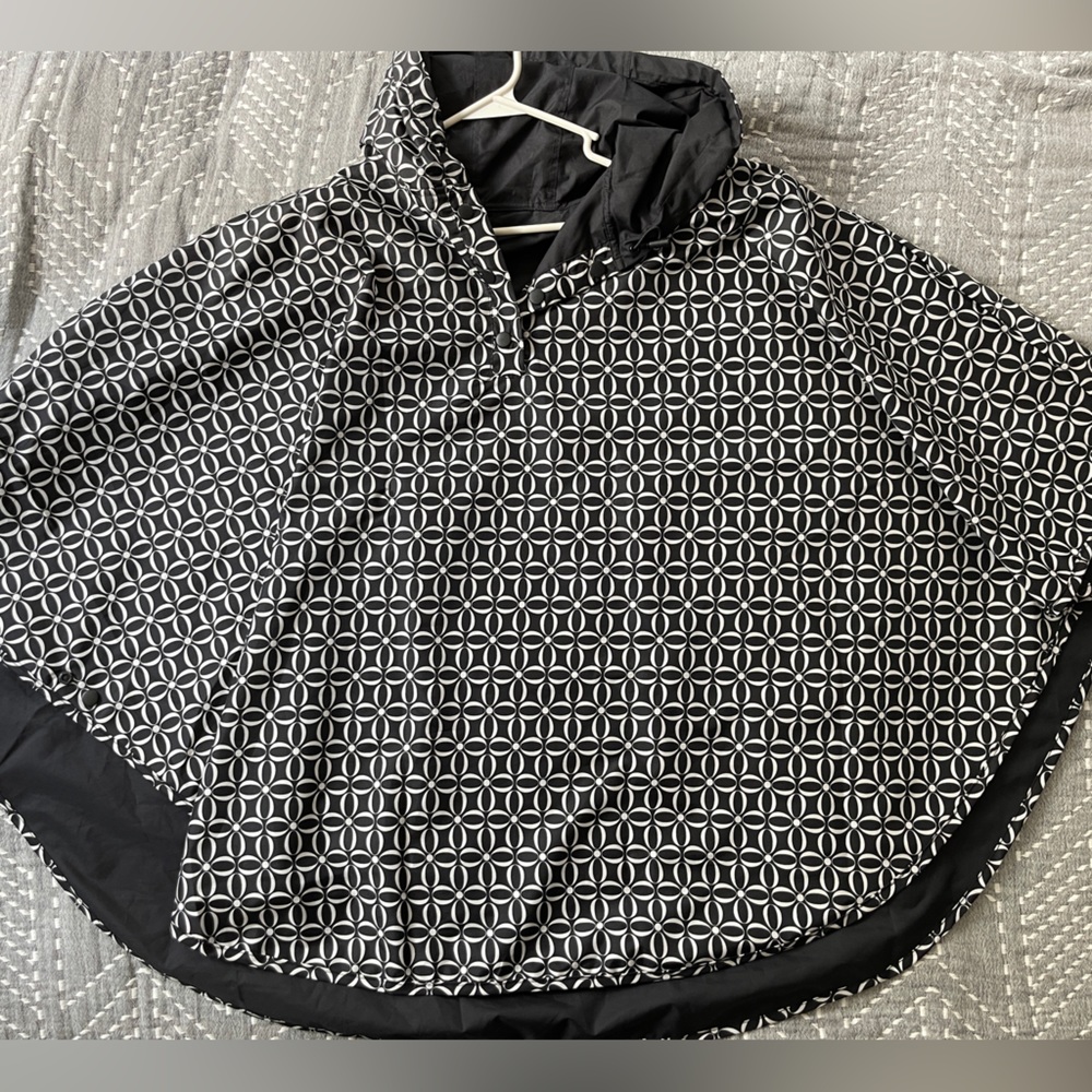 Rain cape capelet reversible totes waterproof one size